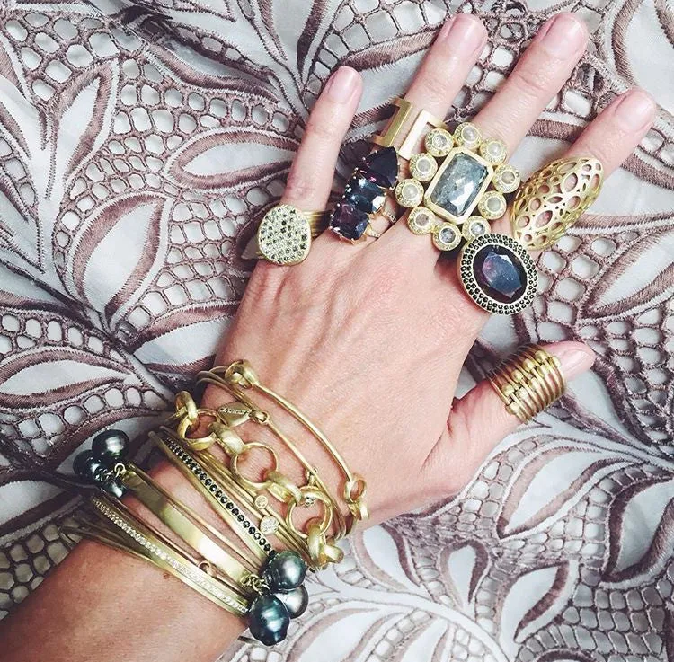 A Black Diamond Chain Bracelet