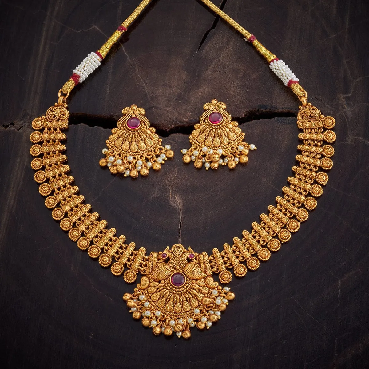 Antique Necklace 153652