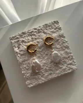 BAROQUE PEARL CHARMS