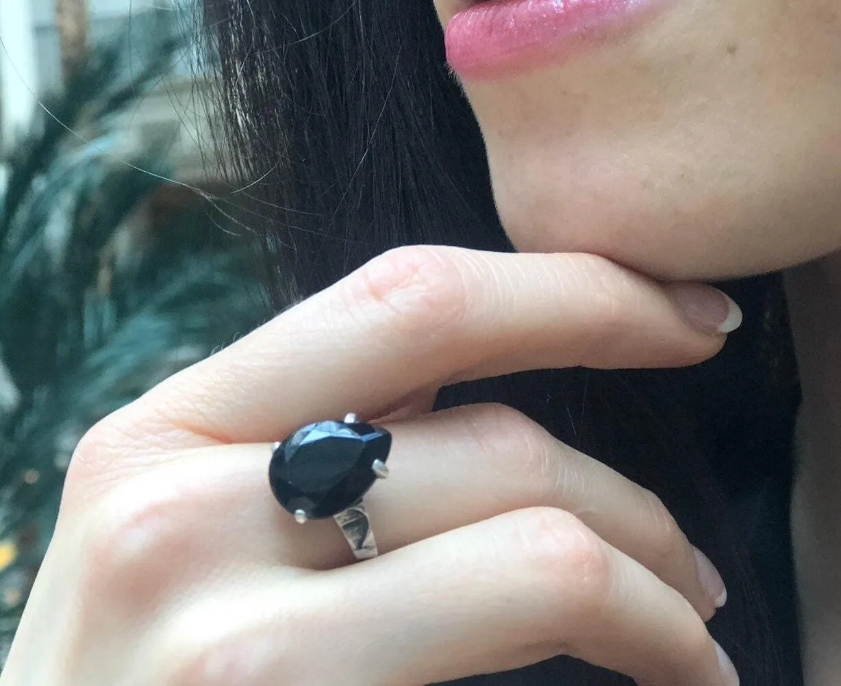 Black Onyx Ring - Large Teardrop Ring - Vintage Statement Ring