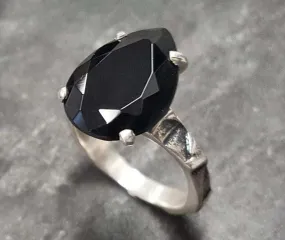 Black Onyx Ring - Large Teardrop Ring - Vintage Statement Ring