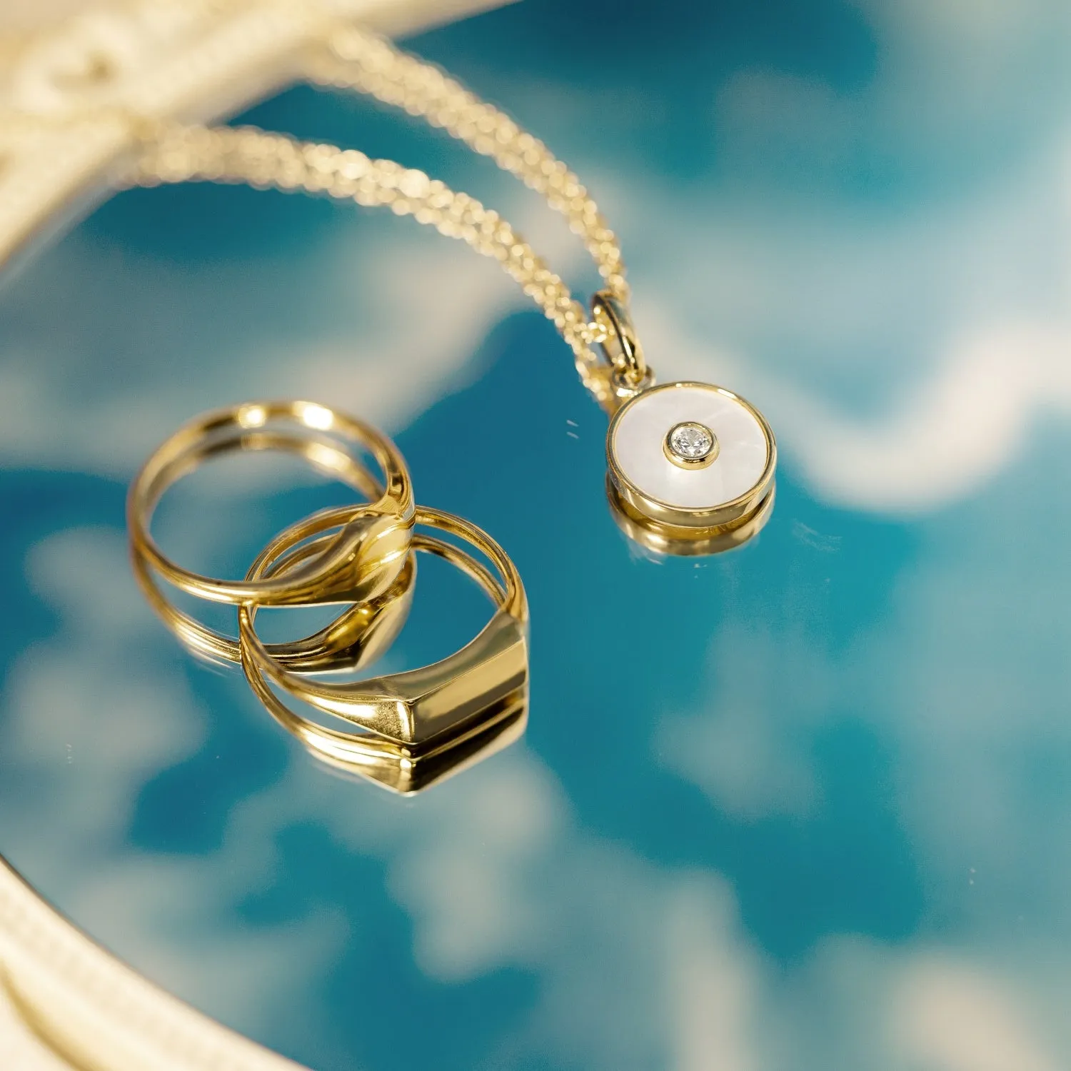 Circle Pendant Necklace