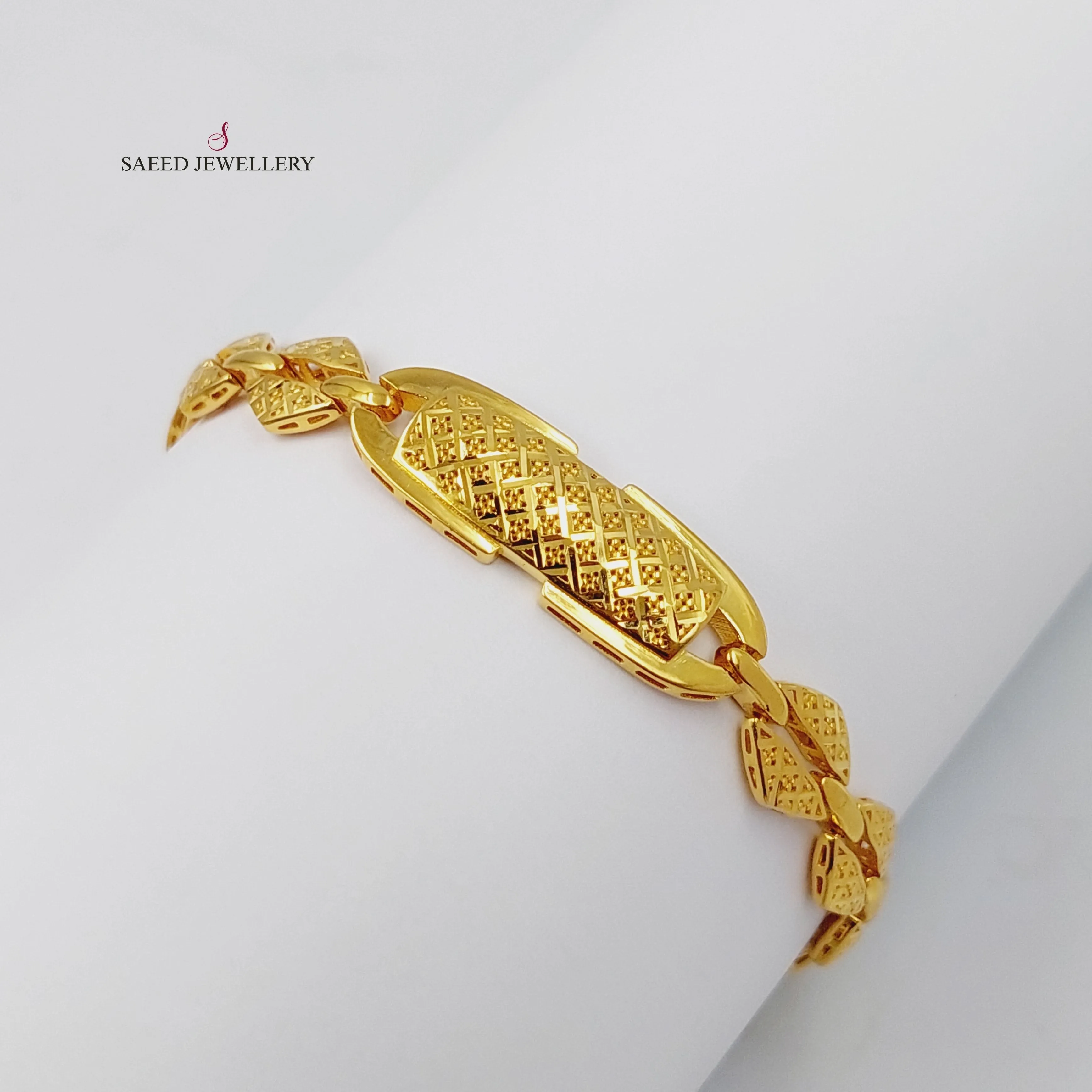 Deluxe Engraved Bracelet