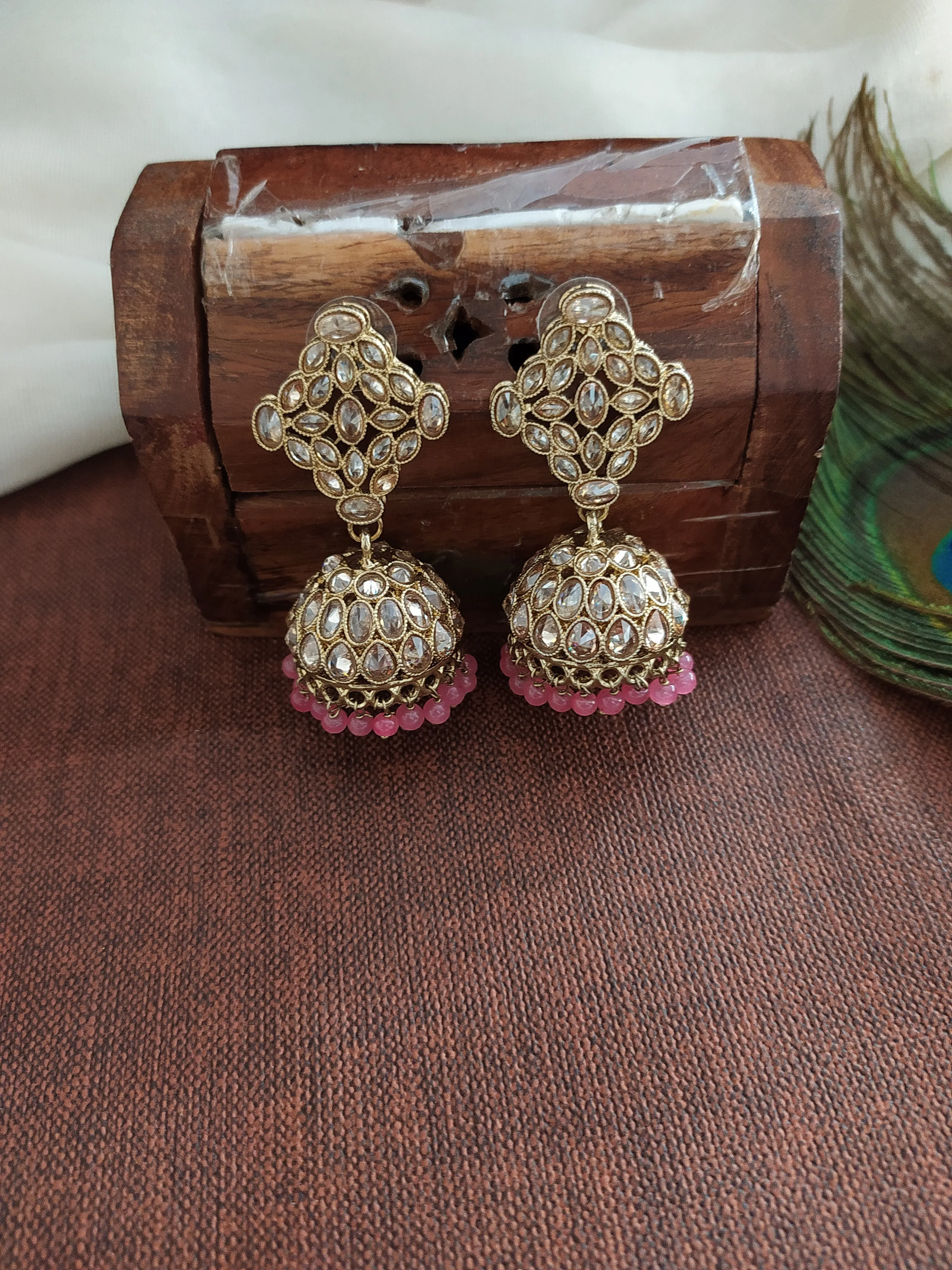 Eye Catching Elegant Mehandi Necklace Set With Dangling