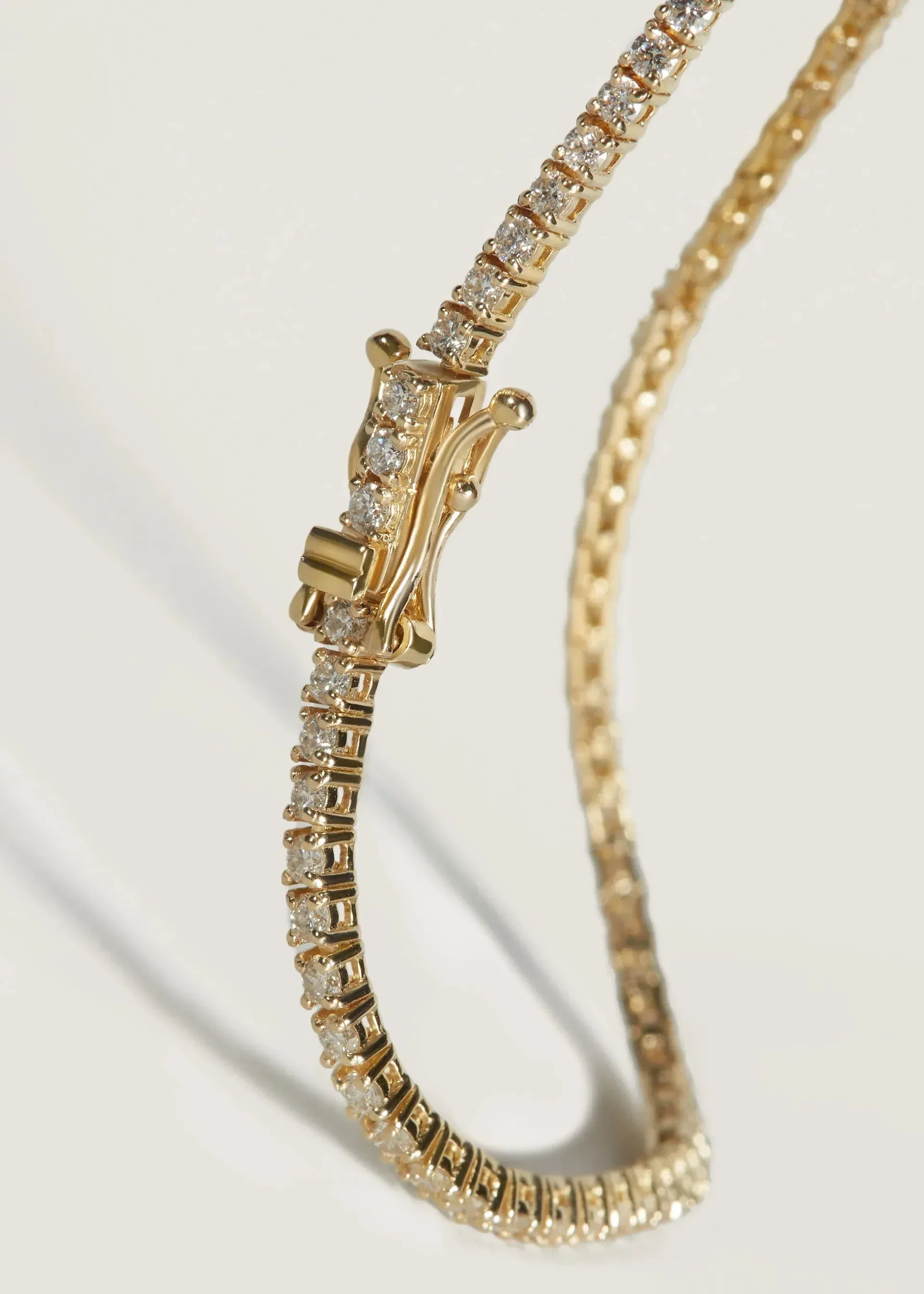 Genoveva 4MM 4 Prong Round Moissanite Tennis Bracelet