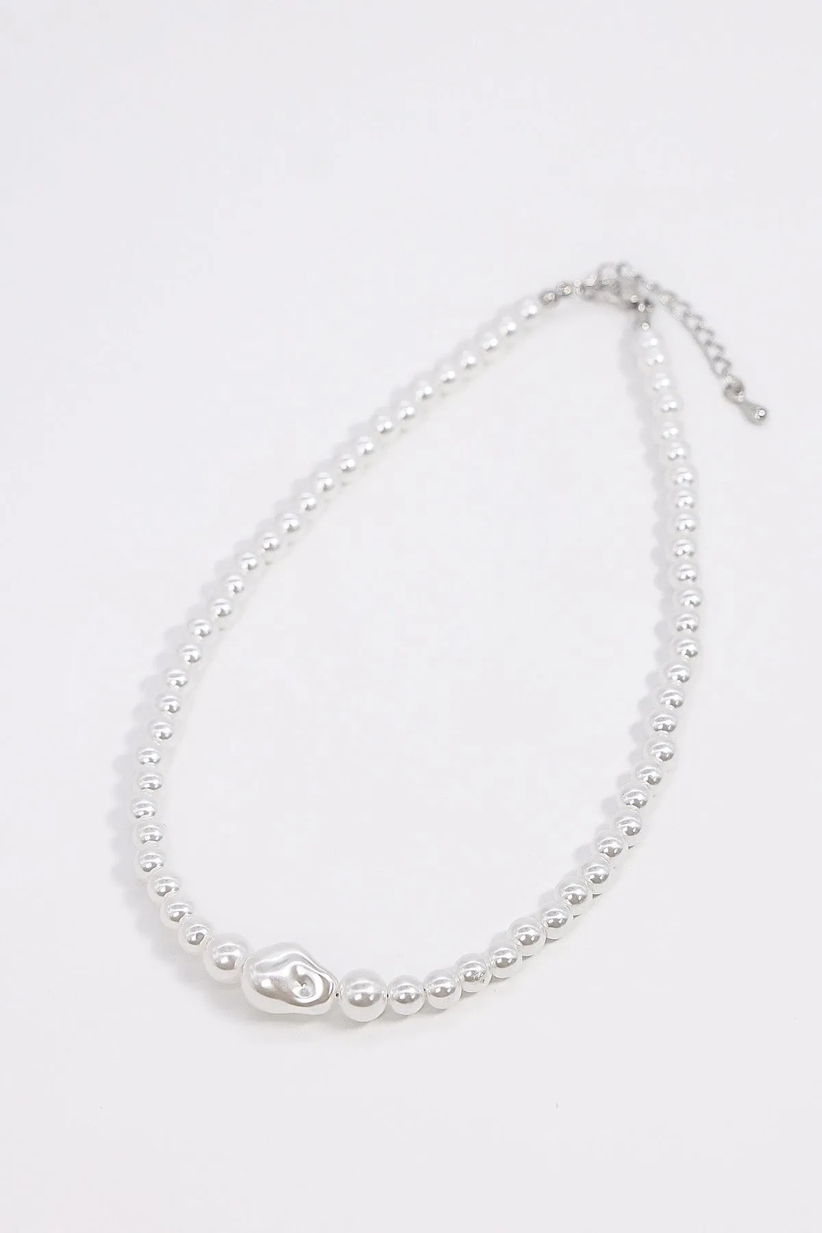 Pearl Choker