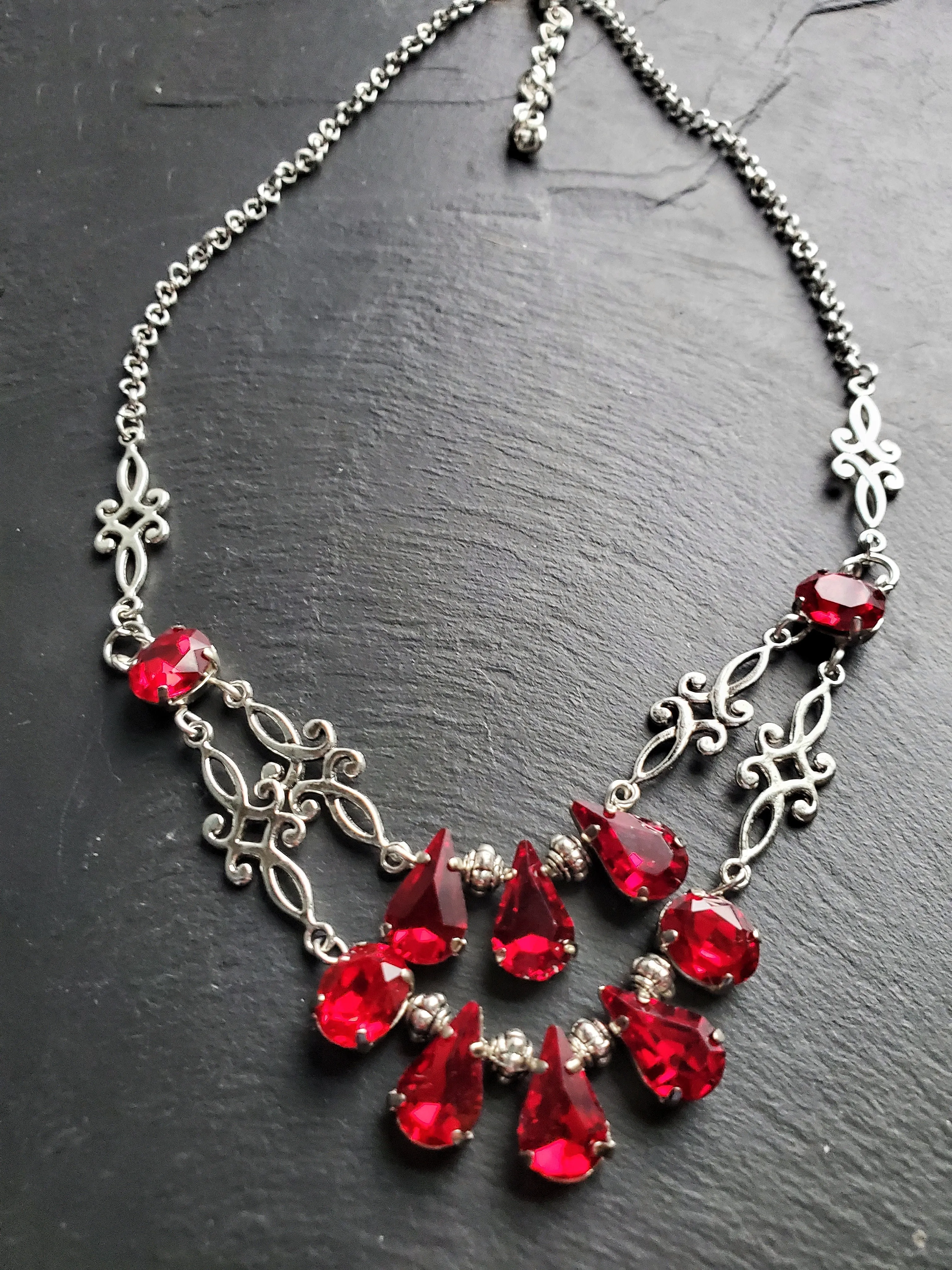 Renaissance Rhinestone Necklace in Red or Blue