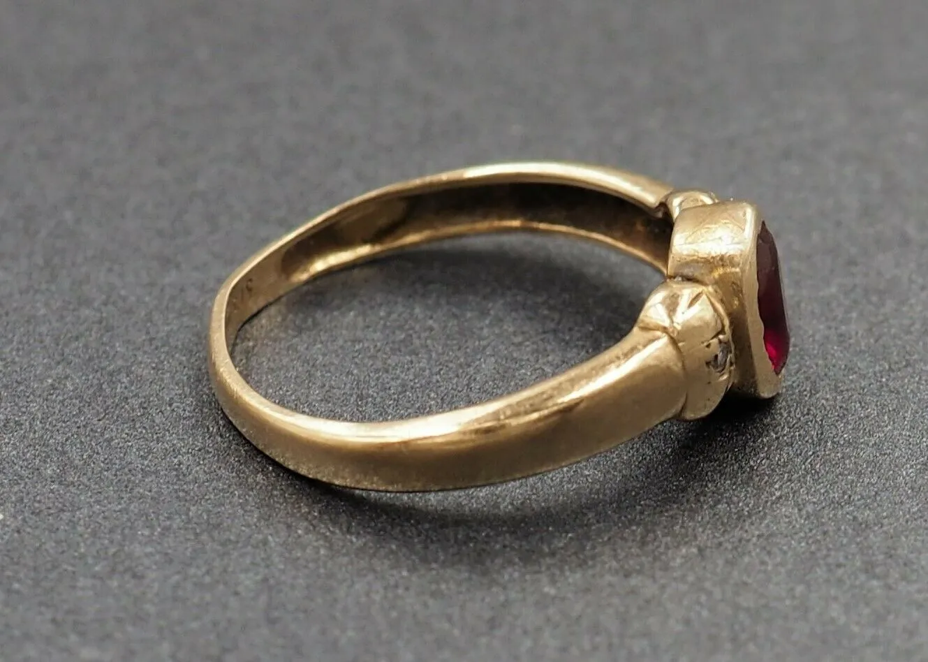 Ruby & Cubic Zirconia 9ct Yellow Gold Ring