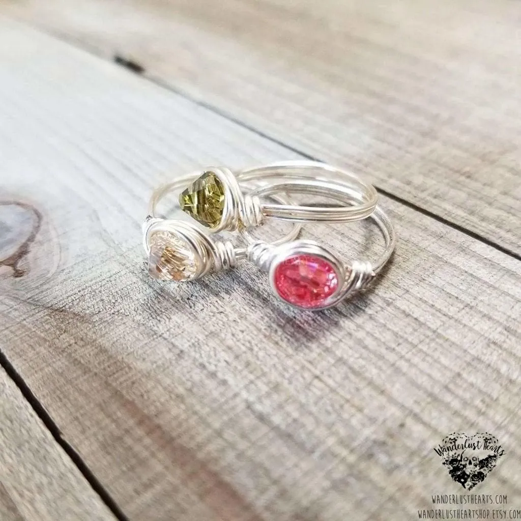 Solitaire crystal spike ring set