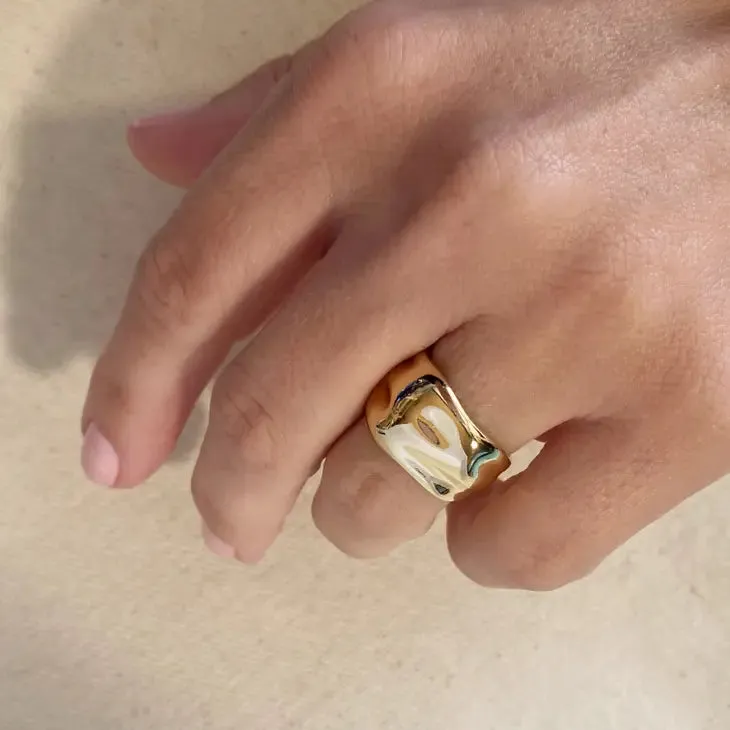 Wavy Gold Chunky Ring